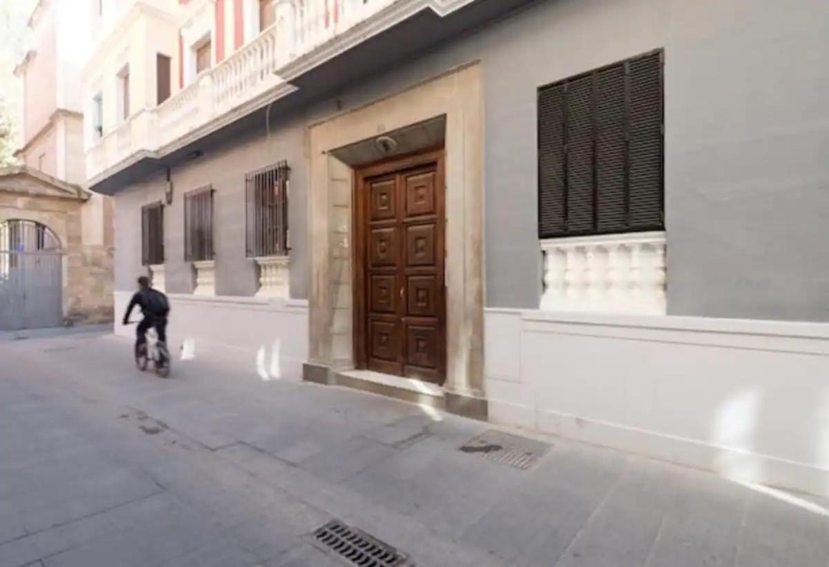 Maravilloso Piso En El Centro_Wifi_Parking_8People Granada Luaran gambar